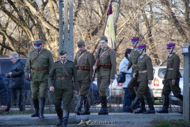 Nadnie sztandaru V pułkowi Ułanów Zasławskich (14.11.2010) - zdjęcie #55 - eOstroleka.pl