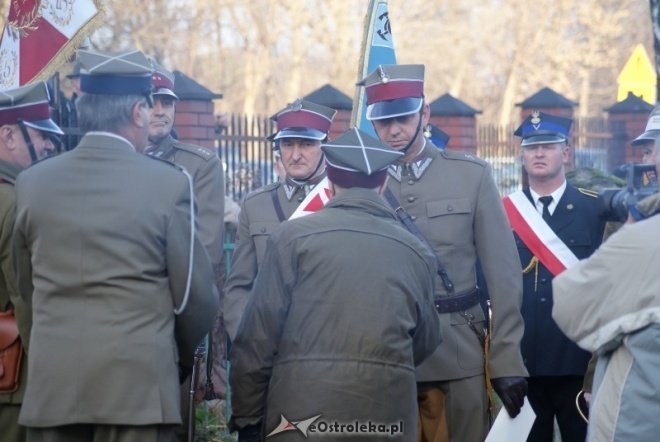 Nadnie sztandaru V pułkowi Ułanów Zasławskich (14.11.2010) - zdjęcie #26 - eOstroleka.pl