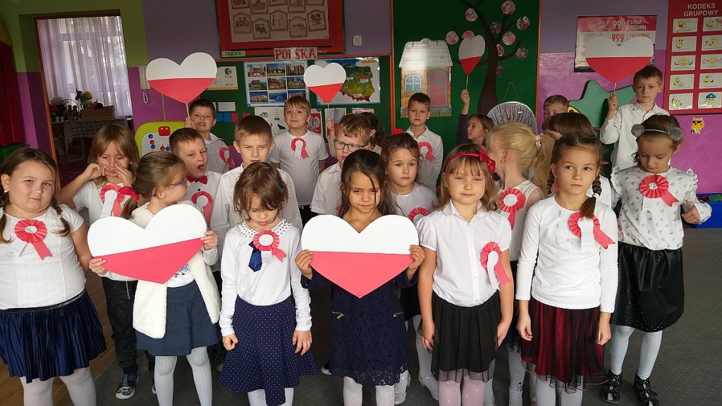 Przedszkolaki z „siódemki” pamiętały o Święcie Niepodległości [12.11.2020] - zdjęcie #7 - eOstroleka.pl