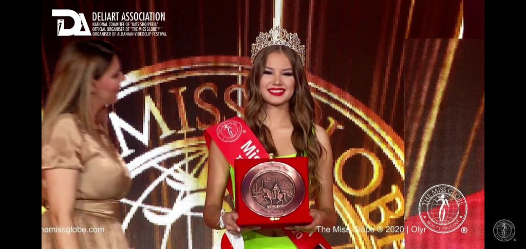 Wiktoria Wiśniewska zdobyła w Tiranie tytuł Miss Golden Girl  - zdjęcie #6 - eOstroleka.pl