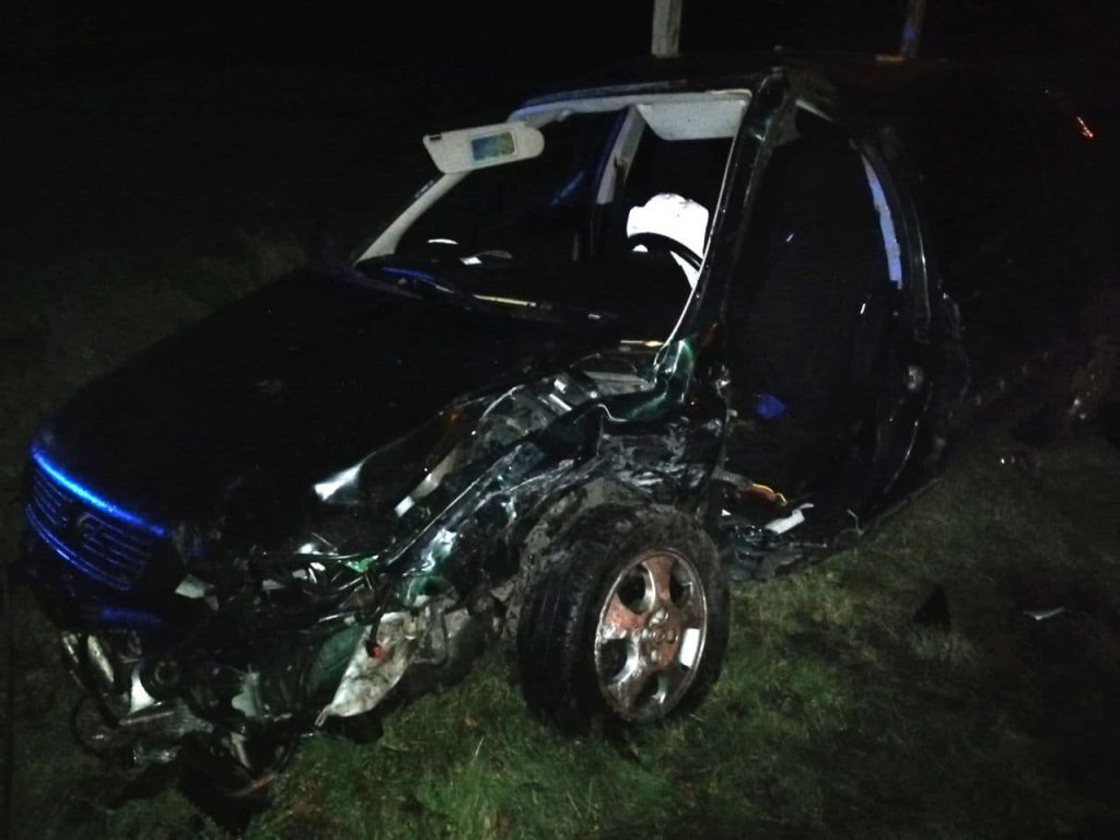 Było o włos od tragedii. Niebezpieczny manewr zakończył się poważnym wypadkiem [13.11.2020] - zdjęcie #4 - eOstroleka.pl