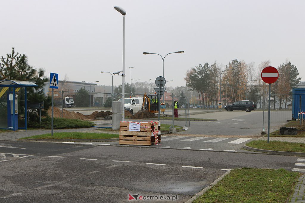 Tu powstanie szpital tymczasowy dla chorych na covid-19. Ruszyły przygotowania do budowy [14.11.2020] - zdjęcie #3 - eOstroleka.pl