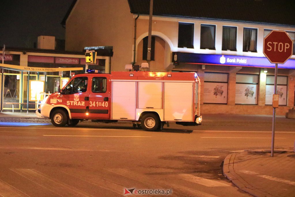 Wypadek w centrum Ostrołęki. Utrudnienia w rejonie dworca autobusowego [14.11.2020] - zdjęcie #6 - eOstroleka.pl