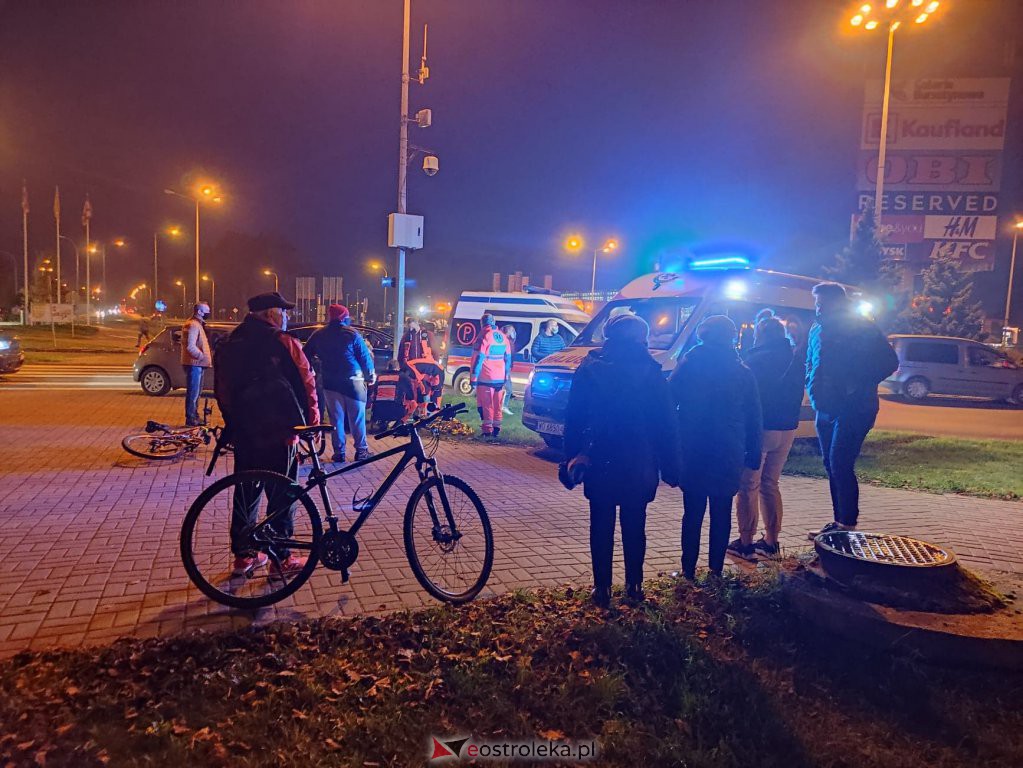 Incydent przy Rondzie Zbawiciela Świata [17.11.2020] - zdjęcie #2 - eOstroleka.pl