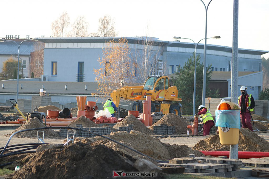 Raport z budowy szpitala tymczasowego w Ostrołęce [19.11.2020] - zdjęcie #24 - eOstroleka.pl