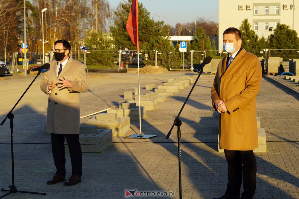 Budowa szpitala tymczasowego w Ostrołęce [25.11.2020] - zdjęcie #75 - eOstroleka.pl