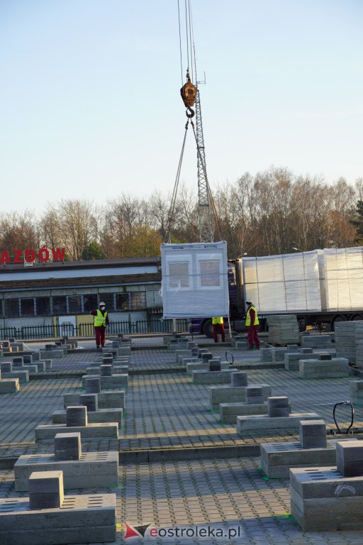 Budowa szpitala tymczasowego w Ostrołęce [25.11.2020] - zdjęcie #46 - eOstroleka.pl