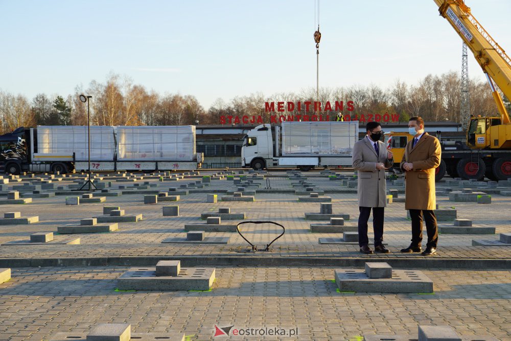 Budowa szpitala tymczasowego w Ostrołęce [25.11.2020] - zdjęcie #22 - eOstroleka.pl