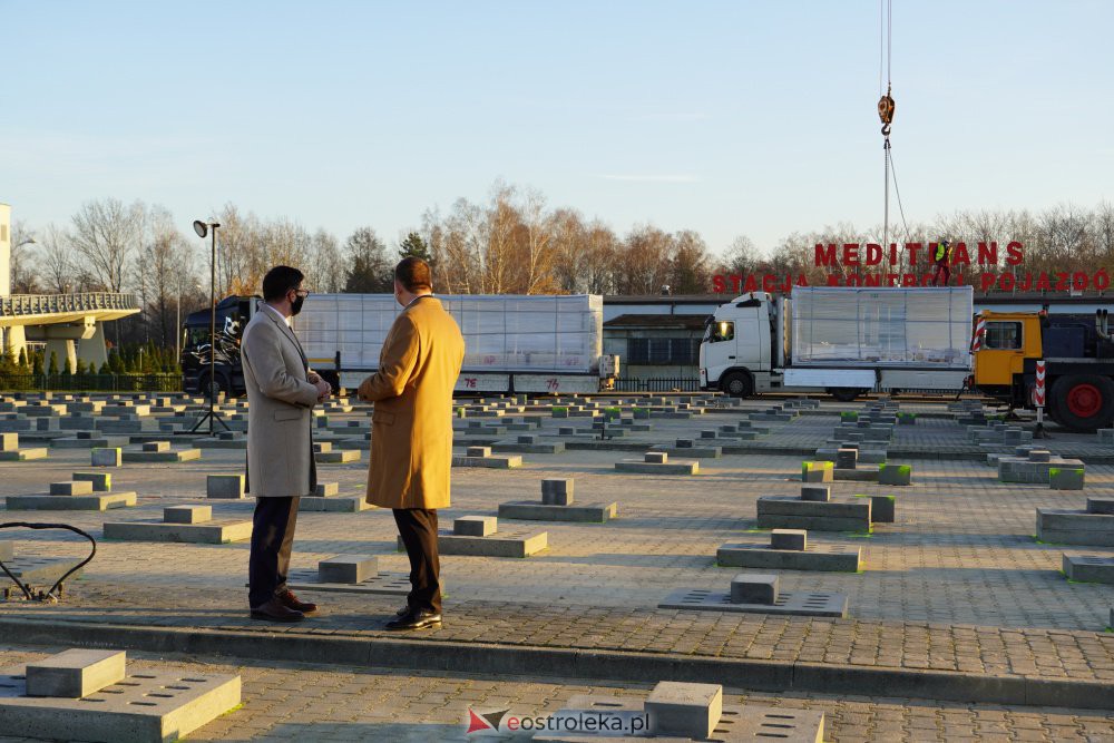 Budowa szpitala tymczasowego w Ostrołęce [25.11.2020] - zdjęcie #21 - eOstroleka.pl