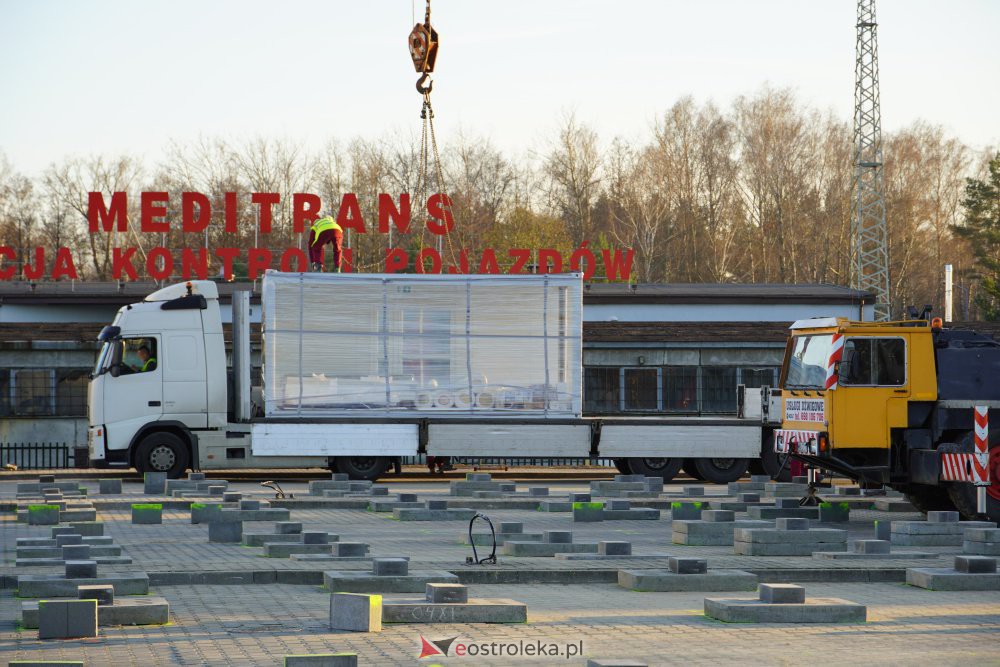 Budowa szpitala tymczasowego w Ostrołęce [25.11.2020] - zdjęcie #17 - eOstroleka.pl