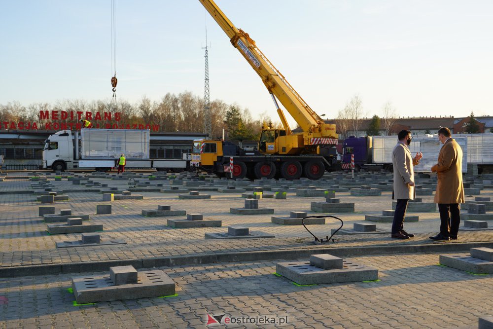 Budowa szpitala tymczasowego w Ostrołęce [25.11.2020] - zdjęcie #16 - eOstroleka.pl