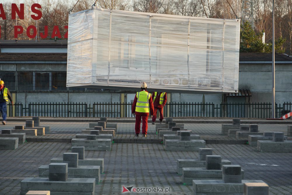 Budowa szpitala tymczasowego w Ostrołęce [25.11.2020] - zdjęcie #10 - eOstroleka.pl