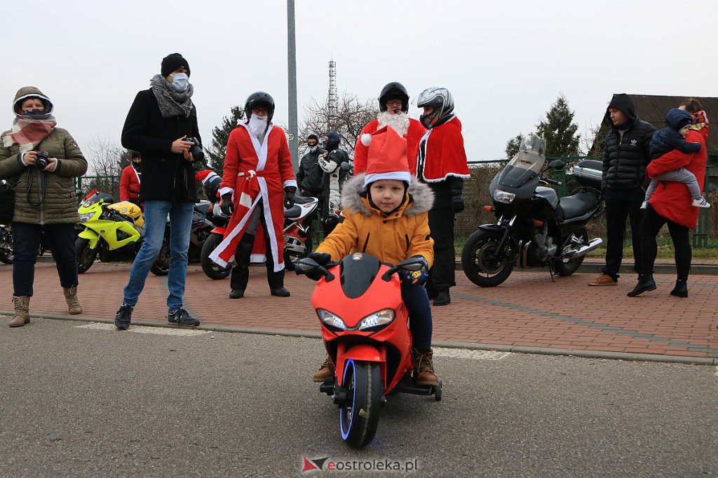 Tradycja podtrzymana. Mnóstwo Moto-Mikołajów na ulicach Ostrołęki [06.12.2020] - zdjęcie #4 - eOstroleka.pl