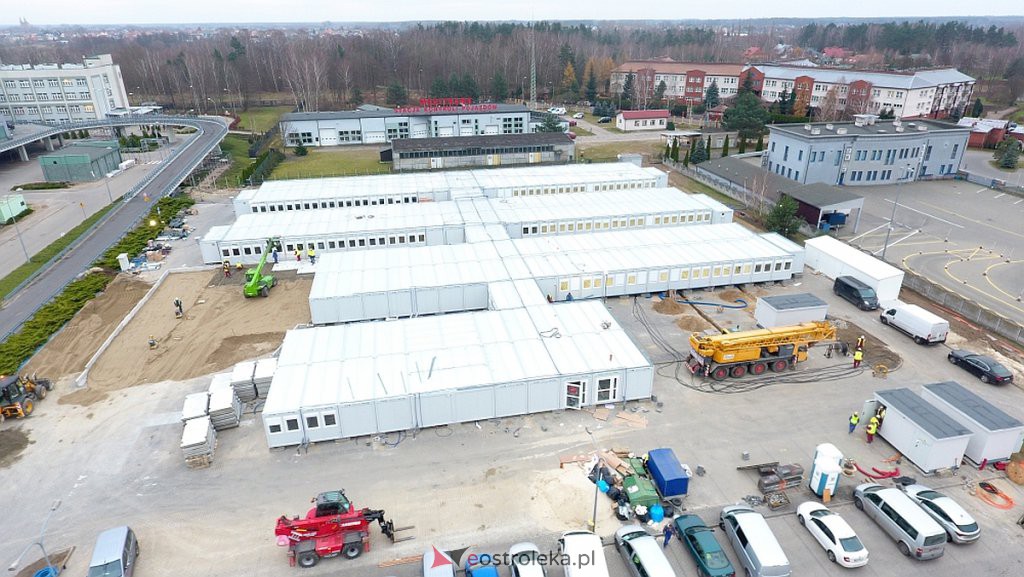 Zaglądamy na plac budowy szpitala tymczasowego w Ostrołęce [07.12.2020] - zdjęcie #2 - eOstroleka.pl