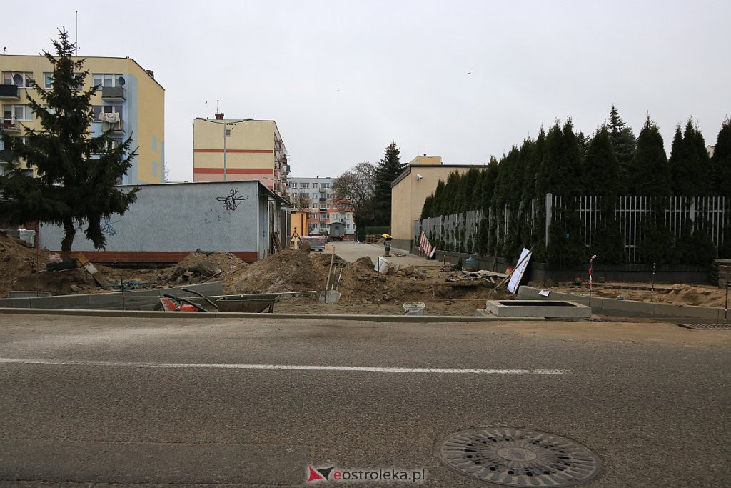 Budowa drogi dojazdowej do miejskiej 16-tki na finiszu [10.12.2020] - zdjęcie #13 - eOstroleka.pl