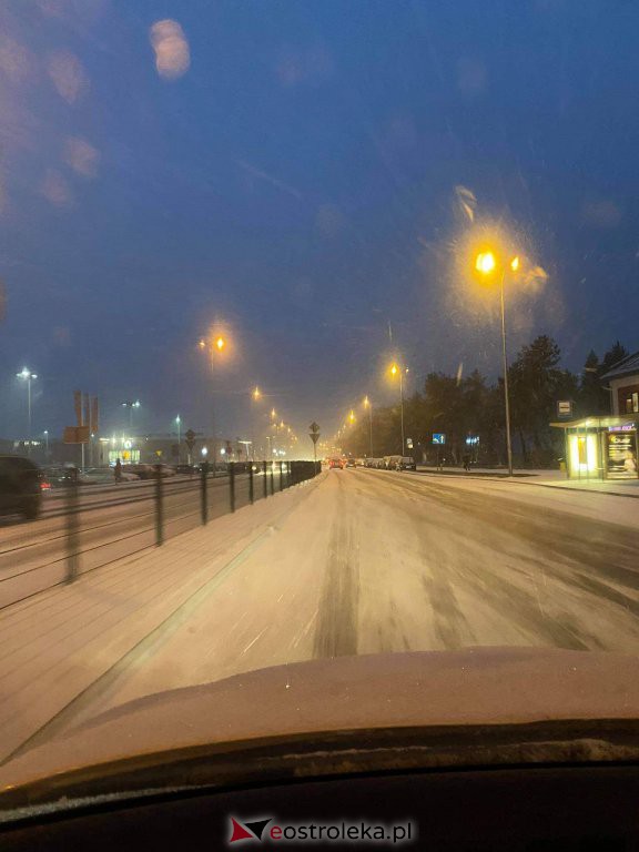 Trudne warunki na drogach [10.12.2020] - zdjęcie #9 - eOstroleka.pl