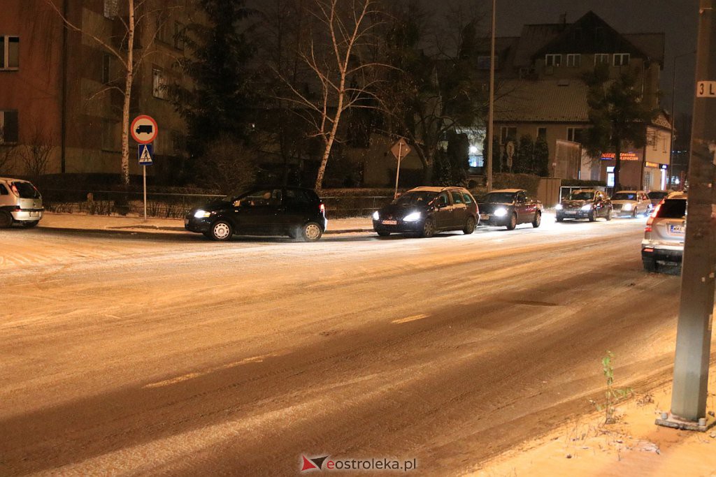 Atak zimy w Ostrołęce [10.12.2020] - zdjęcie #77 - eOstroleka.pl