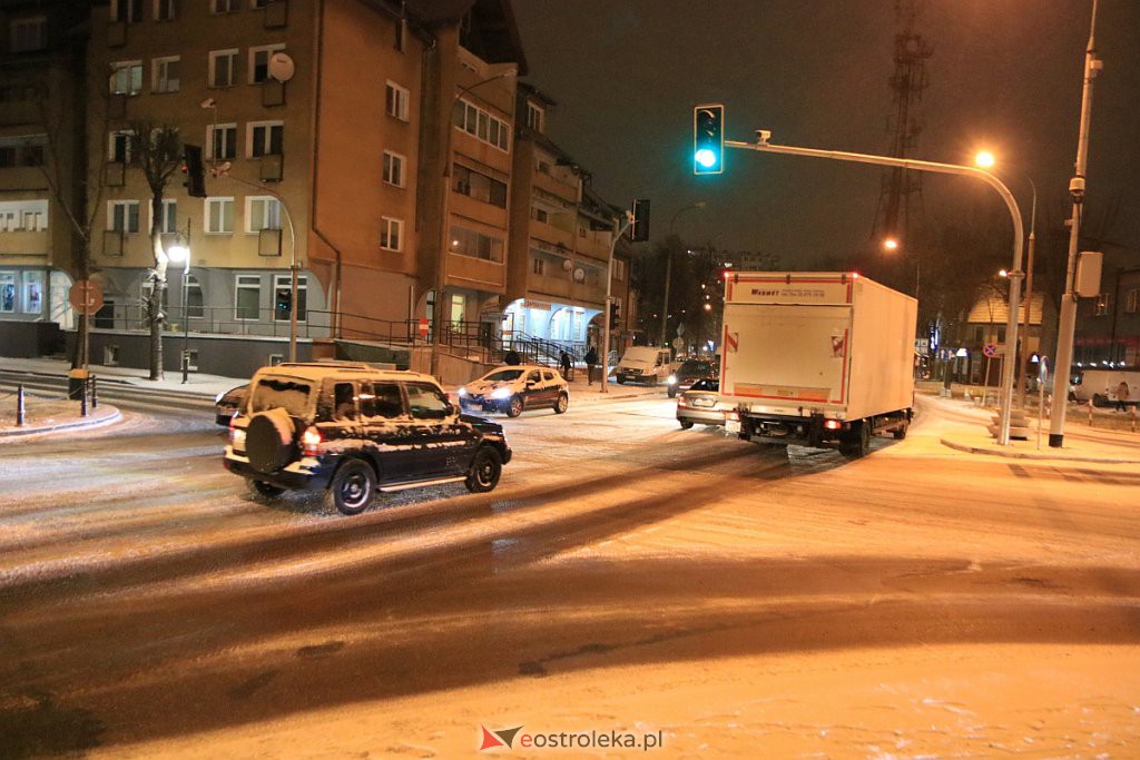 Atak zimy w Ostrołęce [10.12.2020] - zdjęcie #67 - eOstroleka.pl