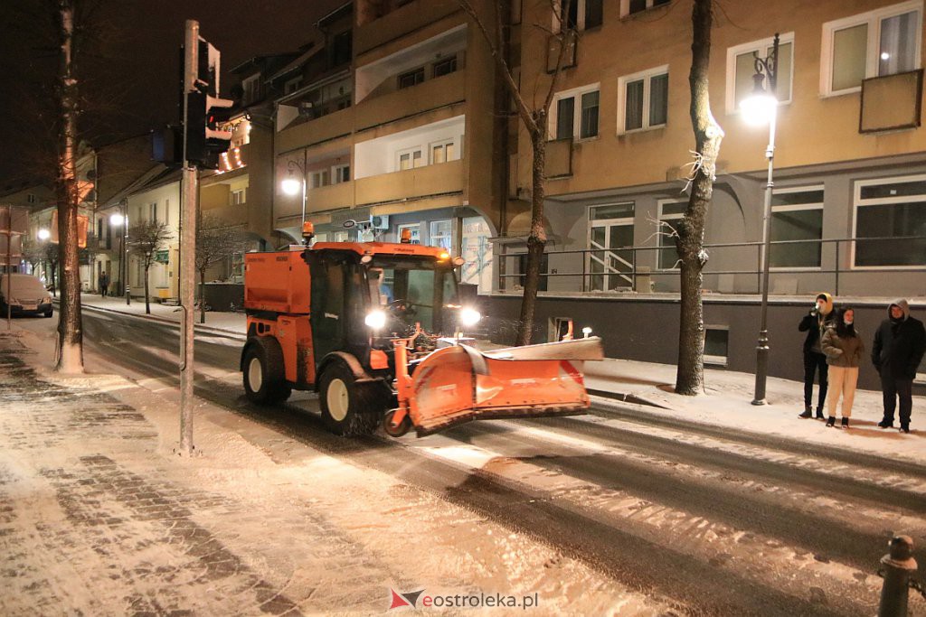 Atak zimy w Ostrołęce [10.12.2020] - zdjęcie #63 - eOstroleka.pl