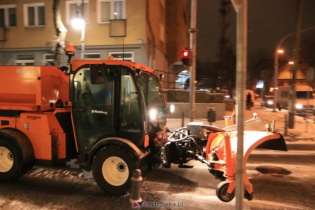 Atak zimy w Ostrołęce [10.12.2020] - zdjęcie #61 - eOstroleka.pl