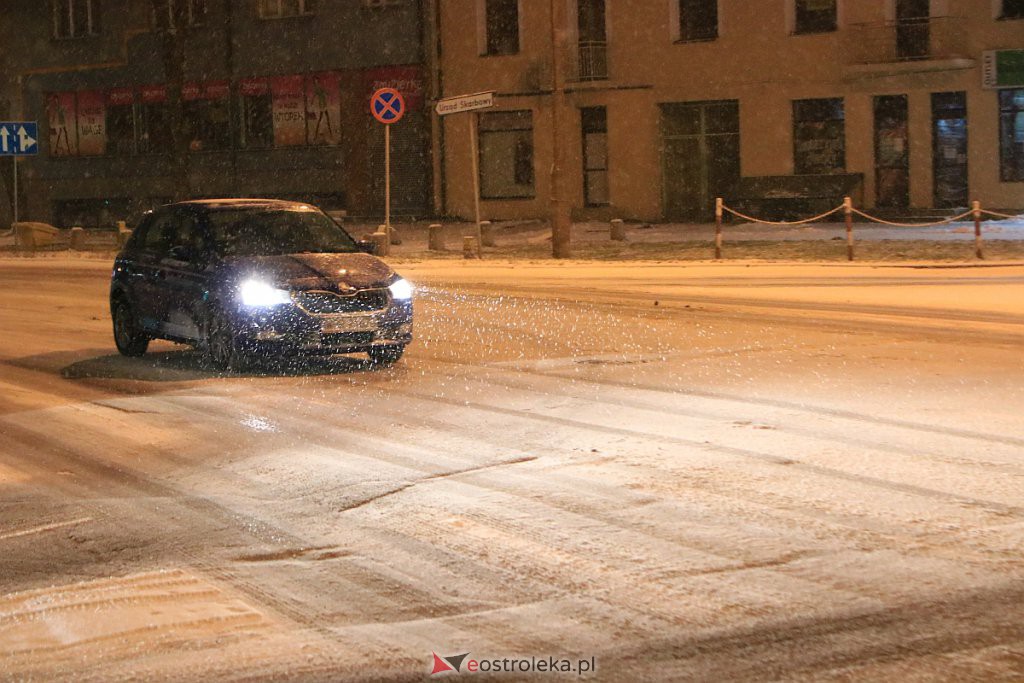 Atak zimy w Ostrołęce [10.12.2020] - zdjęcie #11 - eOstroleka.pl