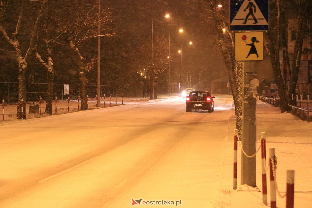 Atak zimy w Ostrołęce [10.12.2020] - zdjęcie #1 - eOstroleka.pl