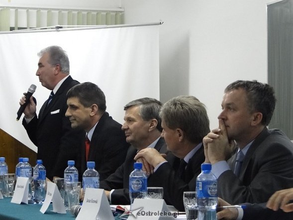 Debata prezydencka (16.11.2010) - zdjęcie #4 - eOstroleka.pl