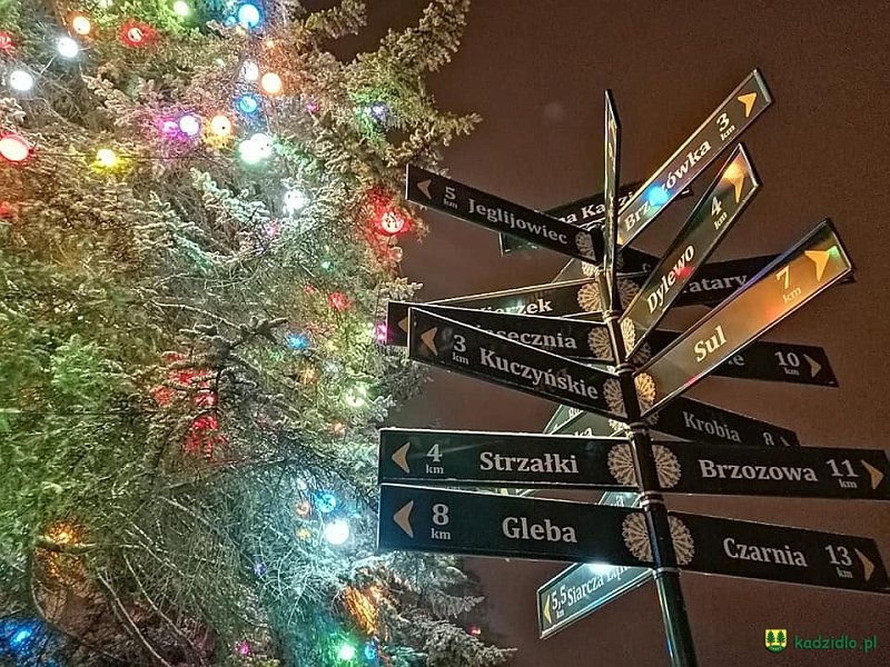 Zgadnijcie, która miejscowość tak lśni świątecznym blaskiem [12.12.2020] - zdjęcie #15 - eOstroleka.pl