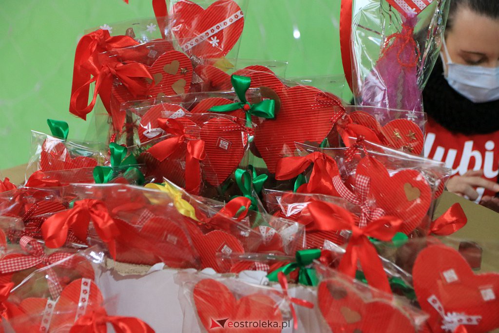 Finał Szlachetnej Paczki w Ostrołęce [12.12.2020] - zdjęcie #9 - eOstroleka.pl
