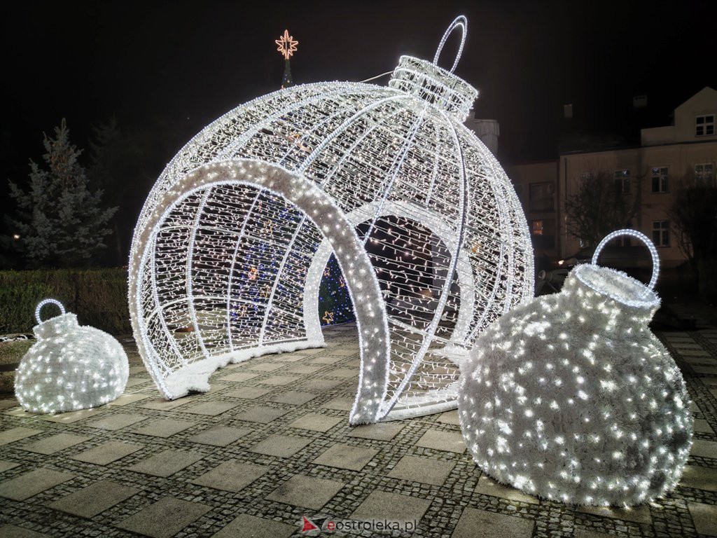 Ozdoby świąteczne w Ostrołęce [15.12.2020] - zdjęcie #5 - eOstroleka.pl