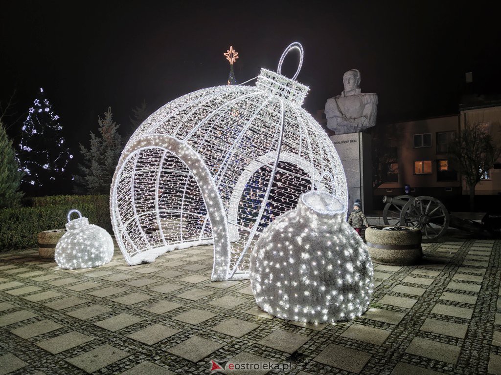 Ozdoby świąteczne w Ostrołęce [15.12.2020] - zdjęcie #6 - eOstroleka.pl