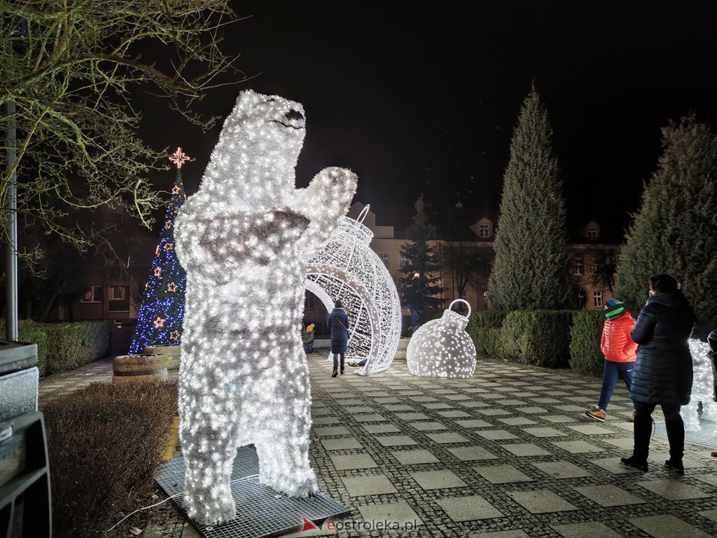 Ozdoby świąteczne w Ostrołęce [15.12.2020] - zdjęcie #13 - eOstroleka.pl