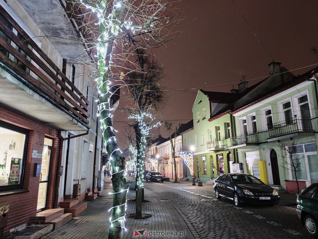 Ozdoby świąteczne w Ostrołęce [15.12.2020] - zdjęcie #13 - eOstroleka.pl