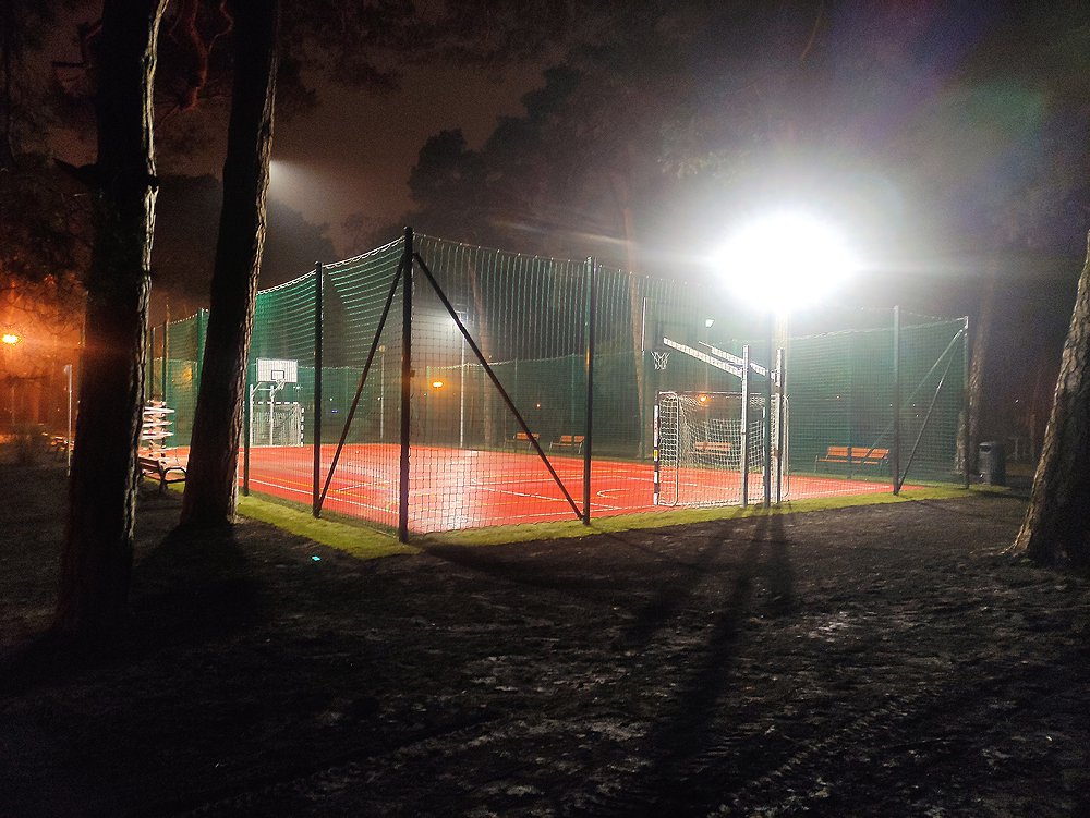 Nowe boisko sportowe w Parku Miejskim [18.12.2020] - zdjęcie #1 - eOstroleka.pl