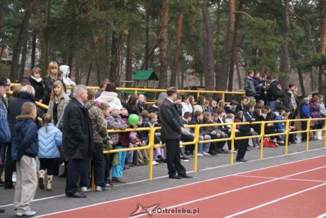Otwarcie obiektów sportowych s SP 4 (17.11.2010) - zdjęcie #19 - eOstroleka.pl