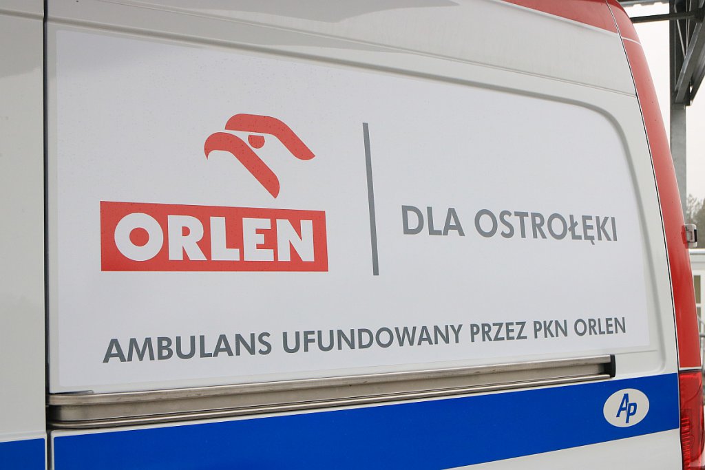 Ostrołęcki szpital wzbogacił się o nowoczesną karetkę. Fundatorem PKN Orlen [22.12.2020] - zdjęcie #5 - eOstroleka.pl