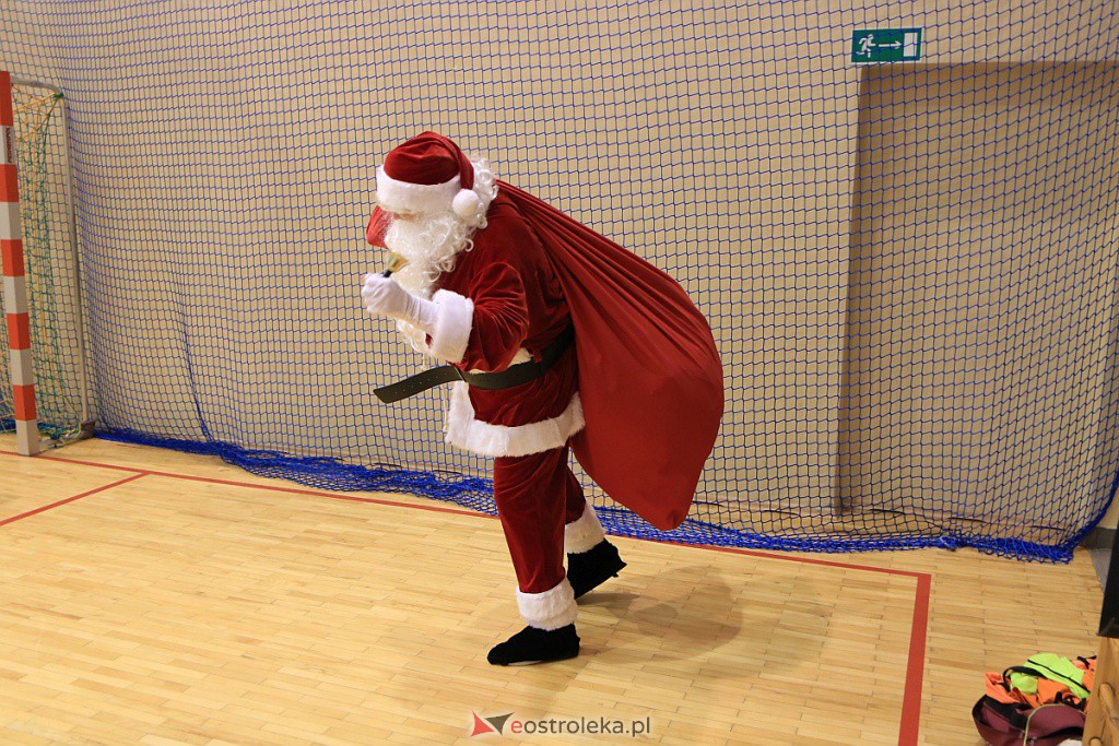 Trening APN-u zakończony świąteczną niespodzianką [23.12.2020] - zdjęcie #69 - eOstroleka.pl