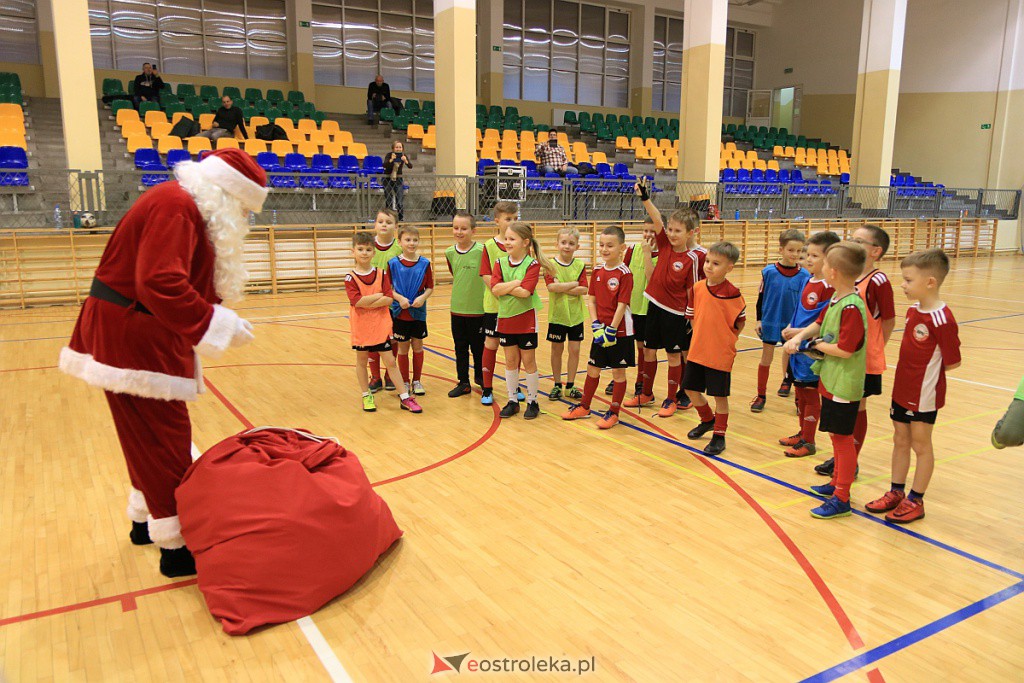 Trening APN-u zakończony świąteczną niespodzianką [23.12.2020] - zdjęcie #58 - eOstroleka.pl