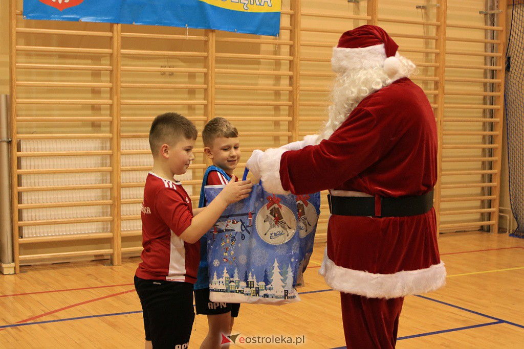 Trening APN-u zakończony świąteczną niespodzianką [23.12.2020] - zdjęcie #121 - eOstroleka.pl