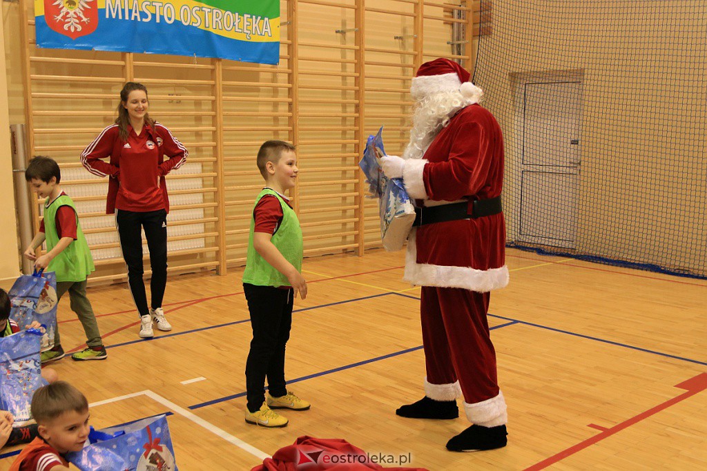 Trening APN-u zakończony świąteczną niespodzianką [23.12.2020] - zdjęcie #129 - eOstroleka.pl