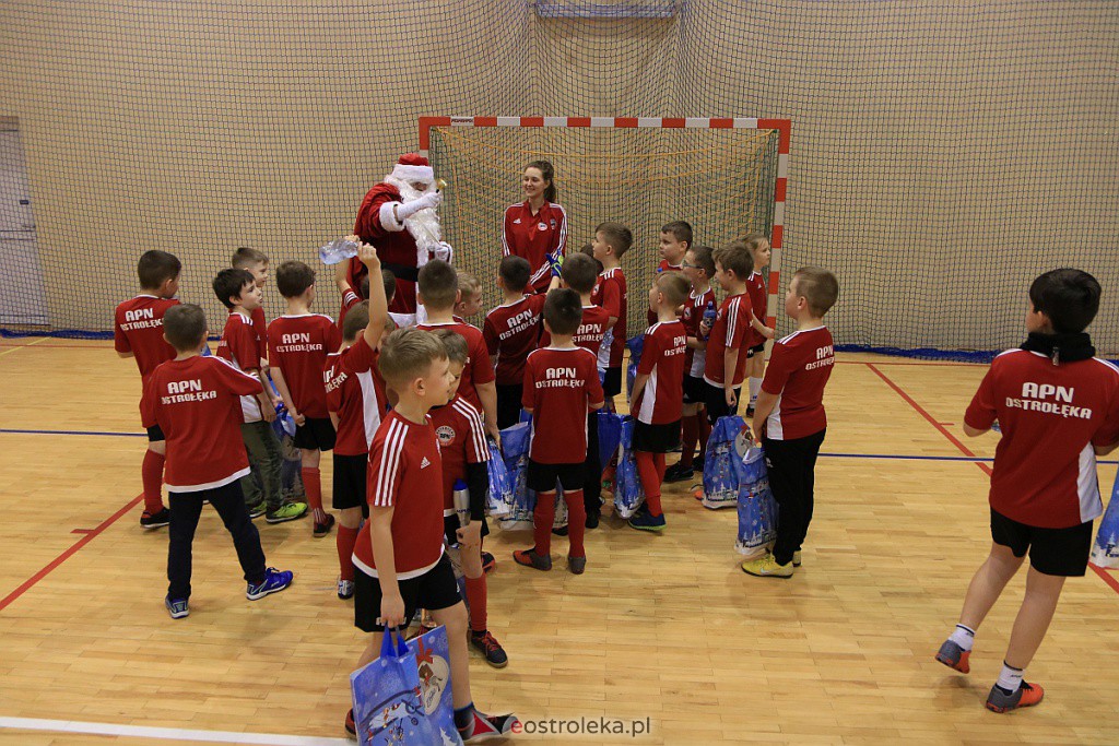 Trening APN-u zakończony świąteczną niespodzianką [23.12.2020] - zdjęcie #140 - eOstroleka.pl