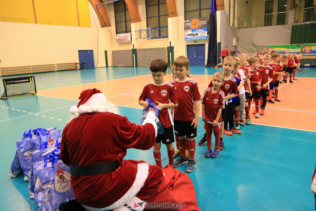 Trening APN-u zakończony świąteczną niespodzianką [23.12.2020] - zdjęcie #27 - eOstroleka.pl