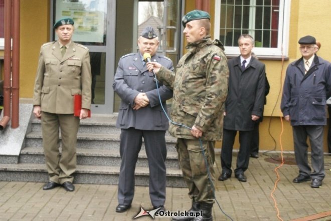 Dzień otwarty w WKU w Ostrołęce (18.11.2010) - zdjęcie #31 - eOstroleka.pl