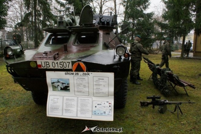 Dzień otwarty w WKU w Ostrołęce (18.11.2010) - zdjęcie #28 - eOstroleka.pl