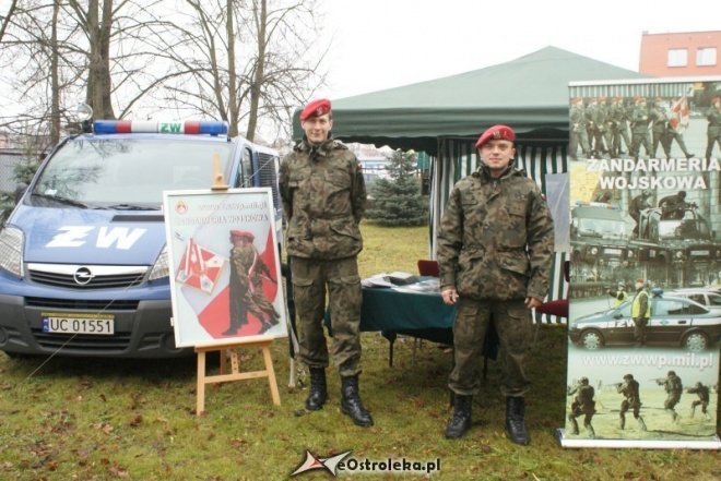 Dzień otwarty w WKU w Ostrołęce (18.11.2010) - zdjęcie #24 - eOstroleka.pl