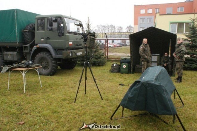 Dzień otwarty w WKU w Ostrołęce (18.11.2010) - zdjęcie #23 - eOstroleka.pl