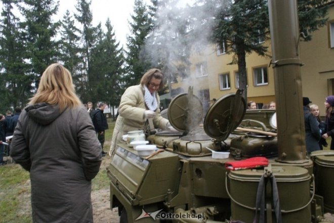Dzień otwarty w WKU w Ostrołęce (18.11.2010) - zdjęcie #1 - eOstroleka.pl