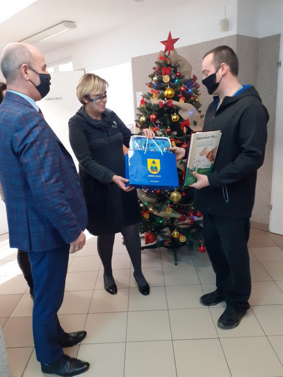 Lelis: Kocyki dla nowo narodzonych mieszkańców gminy - zdjęcie #5 - eOstroleka.pl