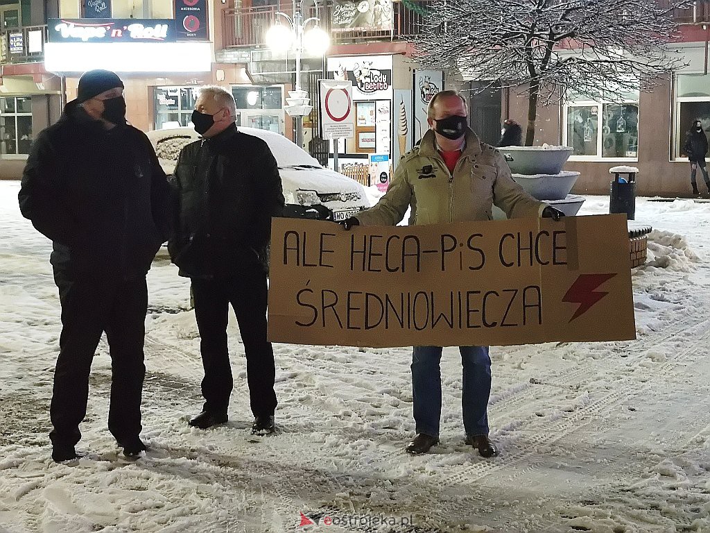 Strajk Kobiet w Ostrołęce [28.01.2021] - zdjęcie #19 - eOstroleka.pl