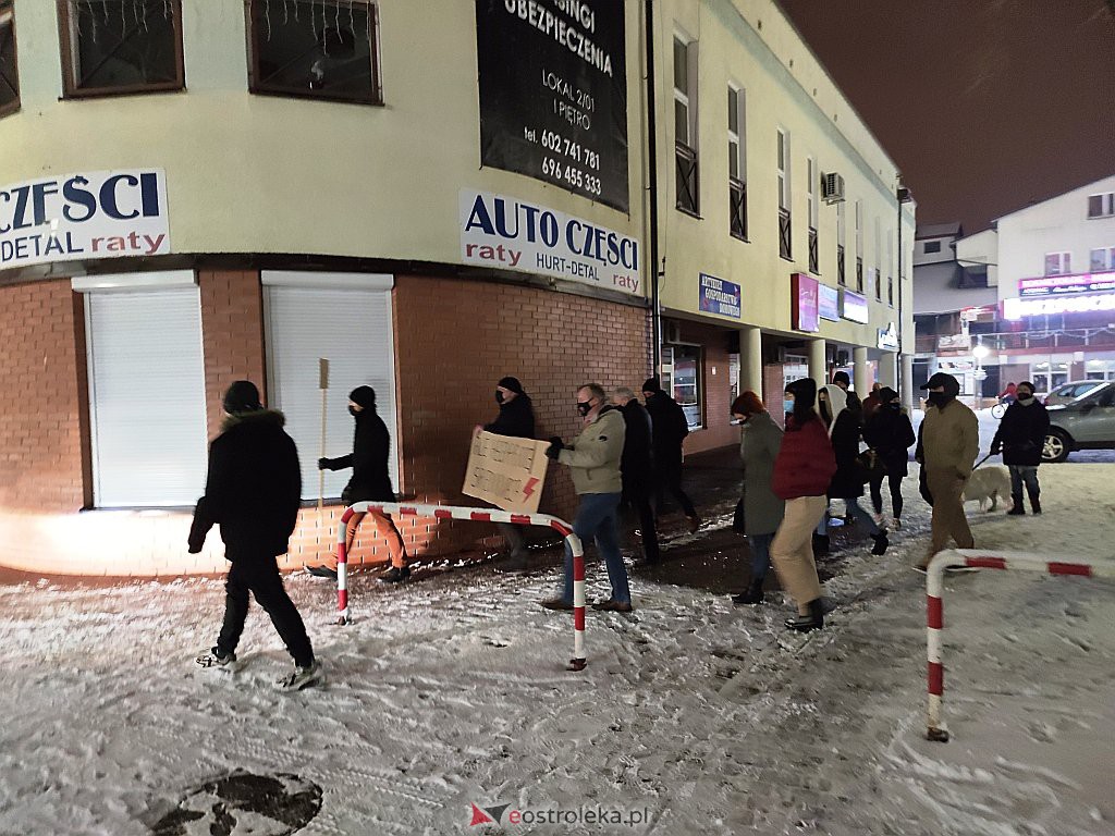 Strajk Kobiet w Ostrołęce [28.01.2021] - zdjęcie #8 - eOstroleka.pl